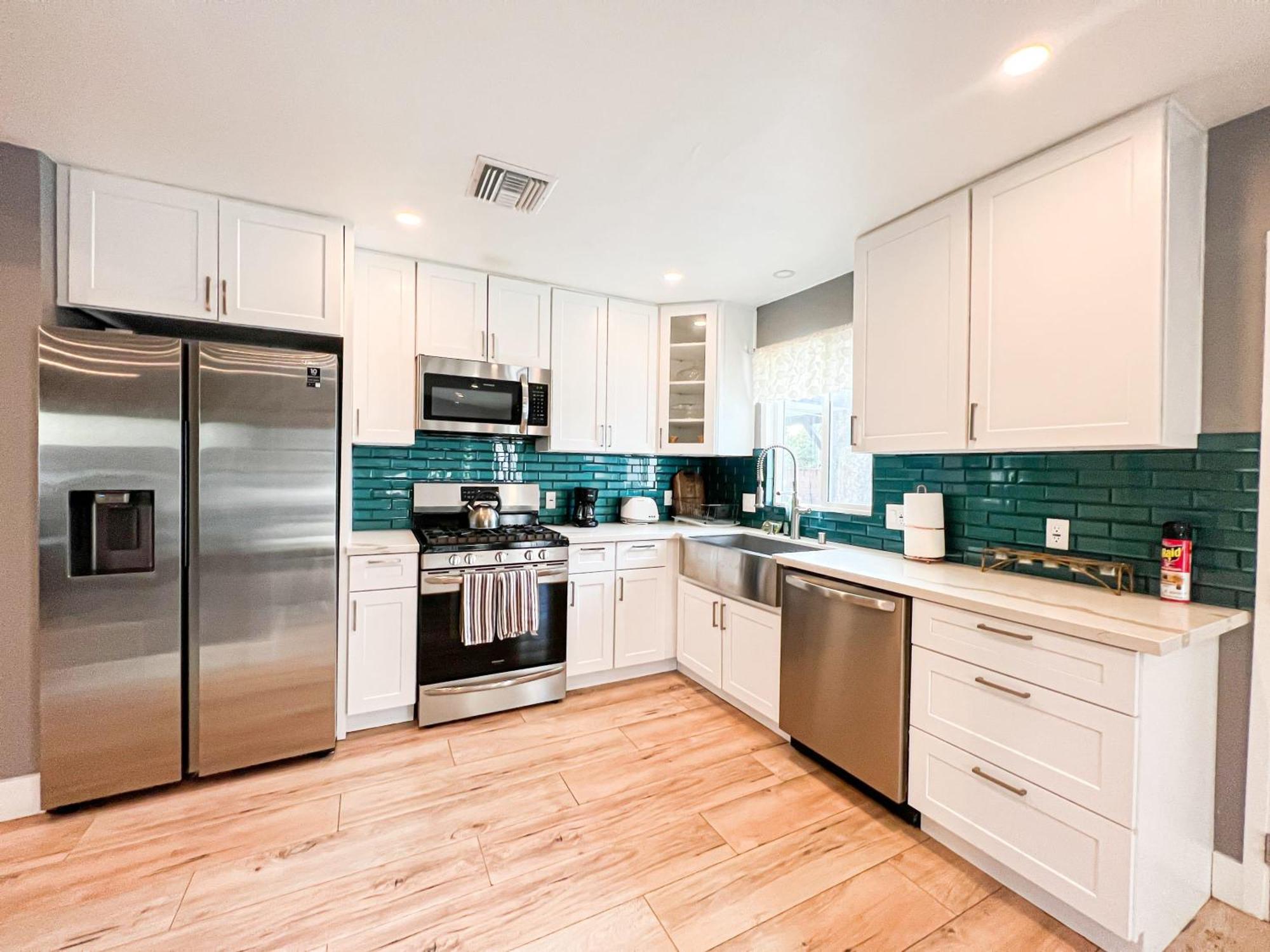 Luxurious 4Br House With Swimming Pool -Fb Villa Los Angeles Exteriör bild